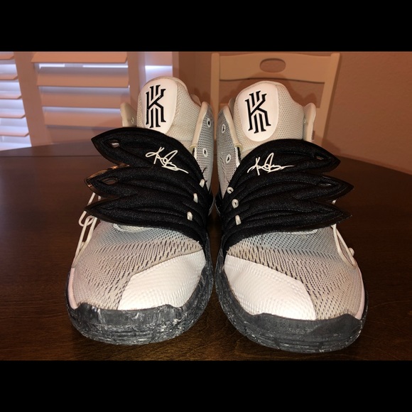 kyrie 5s oreo